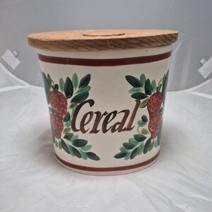 Bauer Very Rare Strawberry Cereal Canister with Wooden Lid
